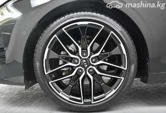 Kia K5 III 2.0 AT