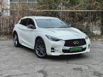Infiniti Q30 2.0 AMT