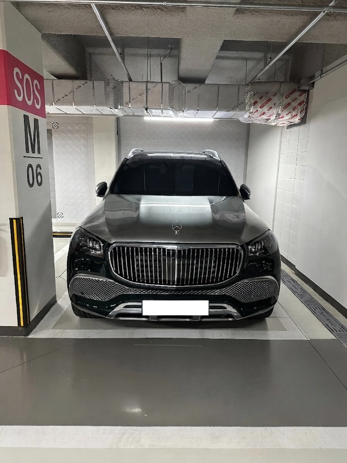 Mercedes-Benz Maybach GLS I 600 4.0 AT 4WD