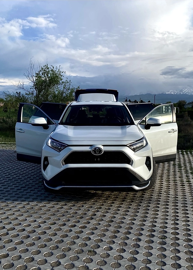 Toyota RAV4 V (XA50) 2.0 CVT
