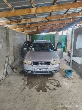 Audi A6 II (C5) 2.4 MT 4WD
