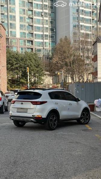 Kia Sportage IV Рестайлинг 2.0d AT 4WD