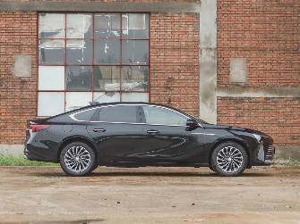 Buick LaCrosse IV 1.5 AT
