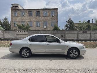 Nissan Cefiro III (A33) 2.0 AT