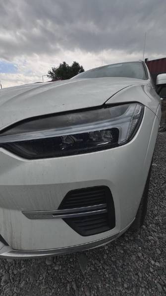 Volvo XC60 II Рестайлинг 2.0 AT 4WD