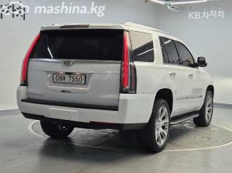 Cadillac Escalade IV 6.2 AT 4WD