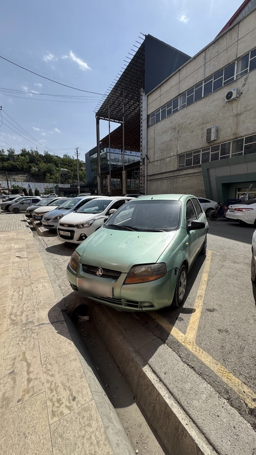 Открыть фото Chevrolet Aveo I 1.2 MT