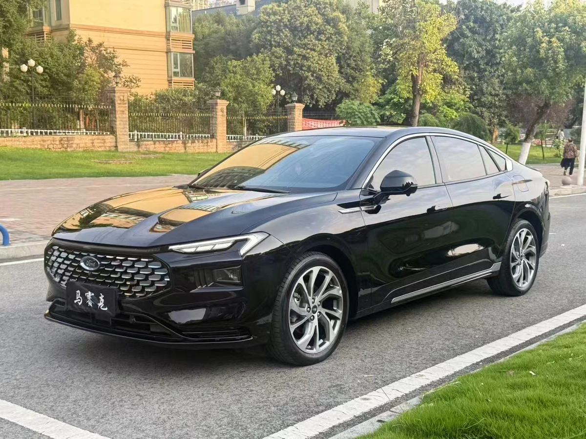 Открыть фото Ford Mondeo V Рестайлинг 1.5 AT