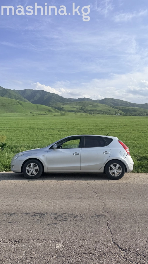 Открыть фото Hyundai i30 I 1.6 AT