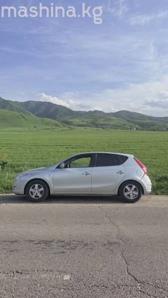 Hyundai i30 I 1.6 AT
