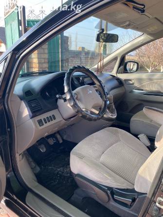 Mitsubishi Grandis 2.4 MT