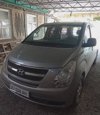 Hyundai Starex (H-1) Hyundai Starex (H-1) II 2.5d AT