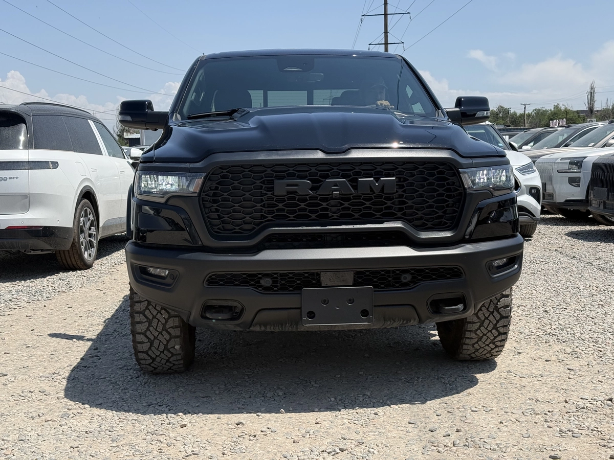 Dodge RAM RAM 1500 V Quad Cab 3.6 AT 4WD