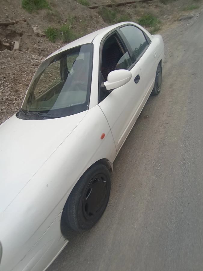 Daewoo Nubira I 1.6 MT
