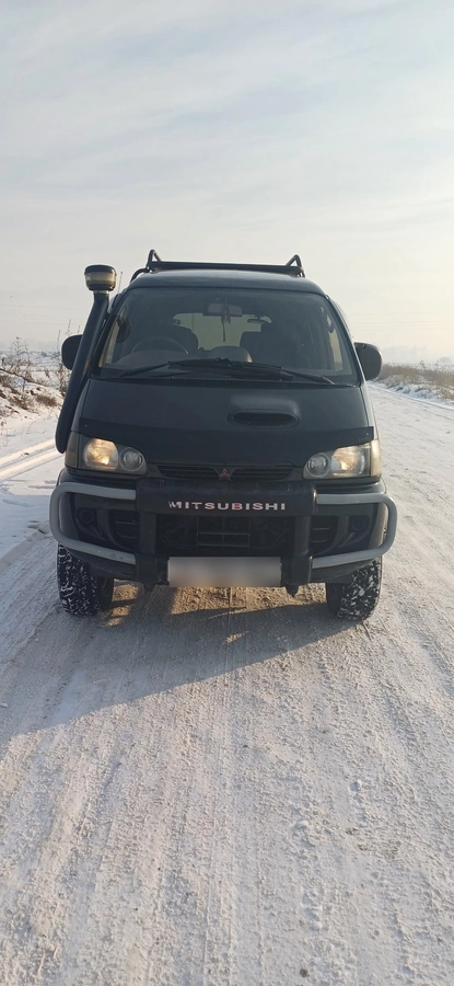 Mitsubishi Delica IV 2.8d AT 4WD