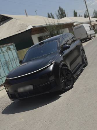 LiXiang L9 Рестайлинг 1.5hyb AT 4WD