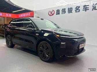 LiXiang L6 1.5hyb AT 4WD