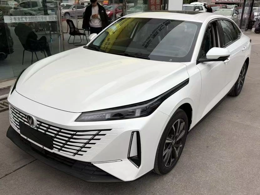 Changan Eado II Plus 1.4 AMT