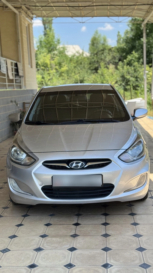 Hyundai Solaris I 1.6 MT