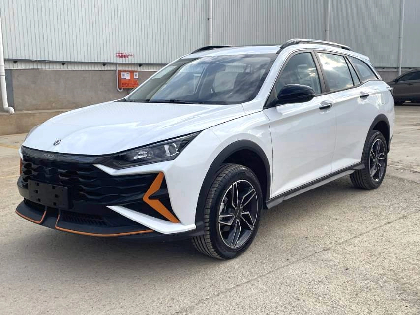 Dongfeng Aeolus AX7 Plus 1.5 AMT