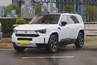 Dongfeng Mengshi M-Hero 817 1.5hyb AT 4WD