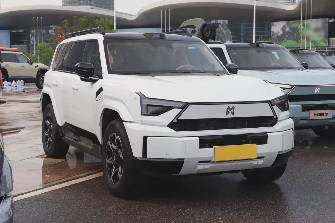 Dongfeng Mengshi M-Hero 817 1.5hyb AT 4WD