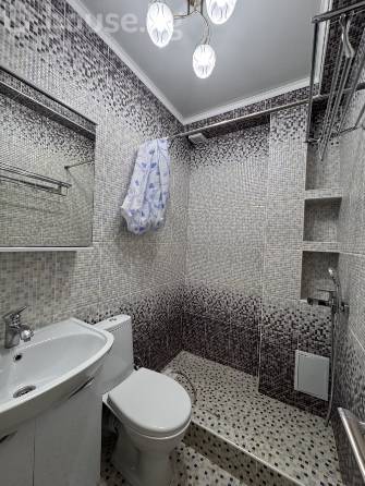 2-комн. кв., 65 м2
