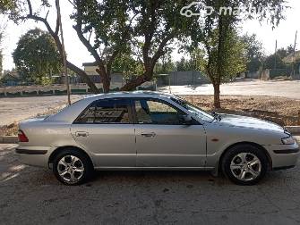 Mazda 626 V (GF) 1.8 MT