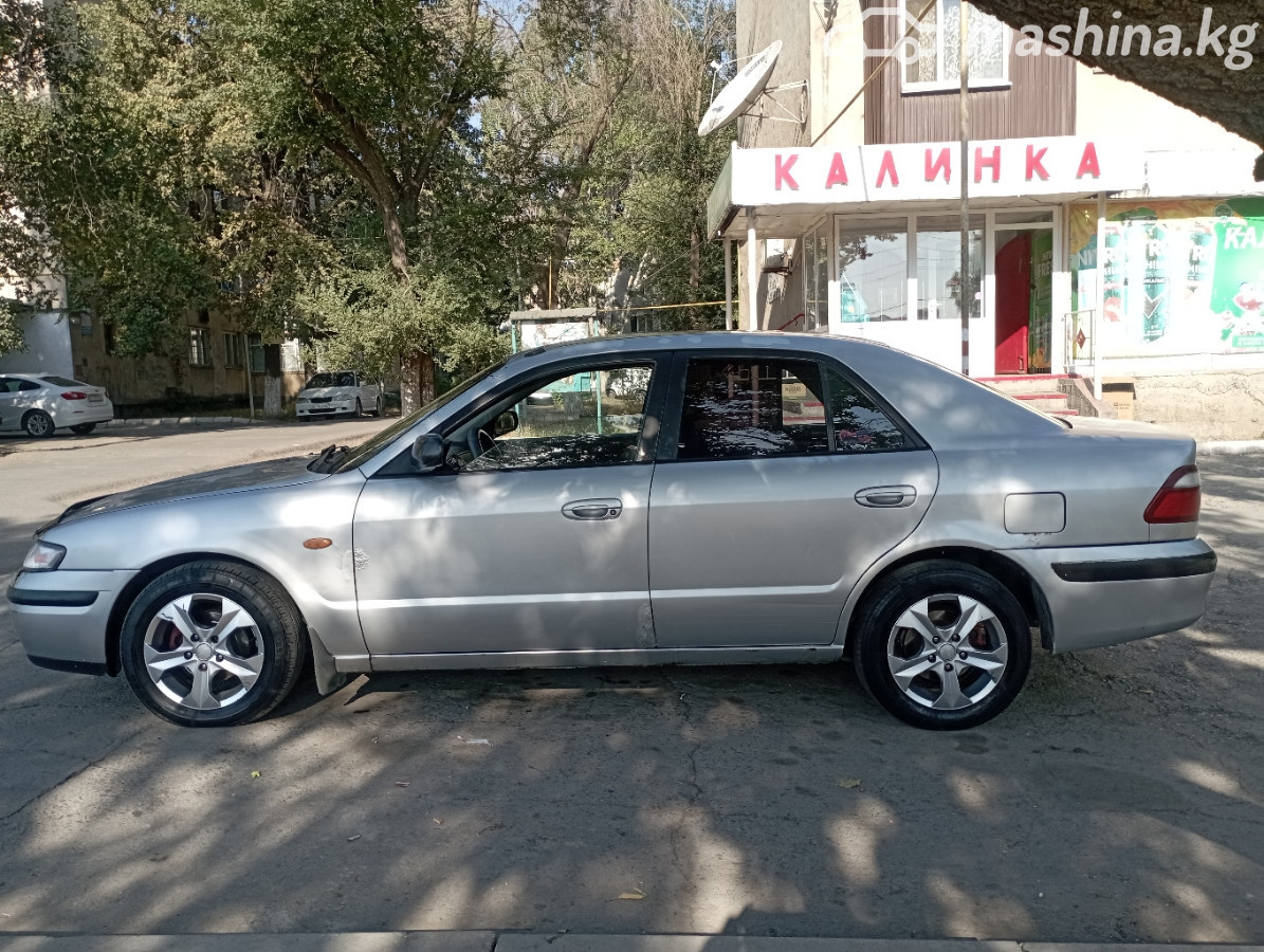 Mazda 626 V (GF) 1.8 MT