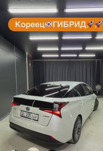 Toyota Prius IV Рестайлинг (XW50) 1.8hyb AT