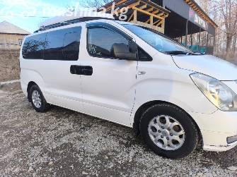 Hyundai Starex (H-1) II 2.5d MT