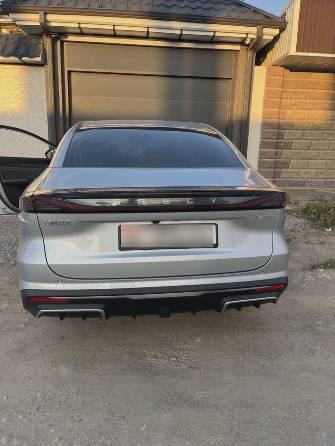 Geely Galaxy L6 125 km 1.5hyb AT