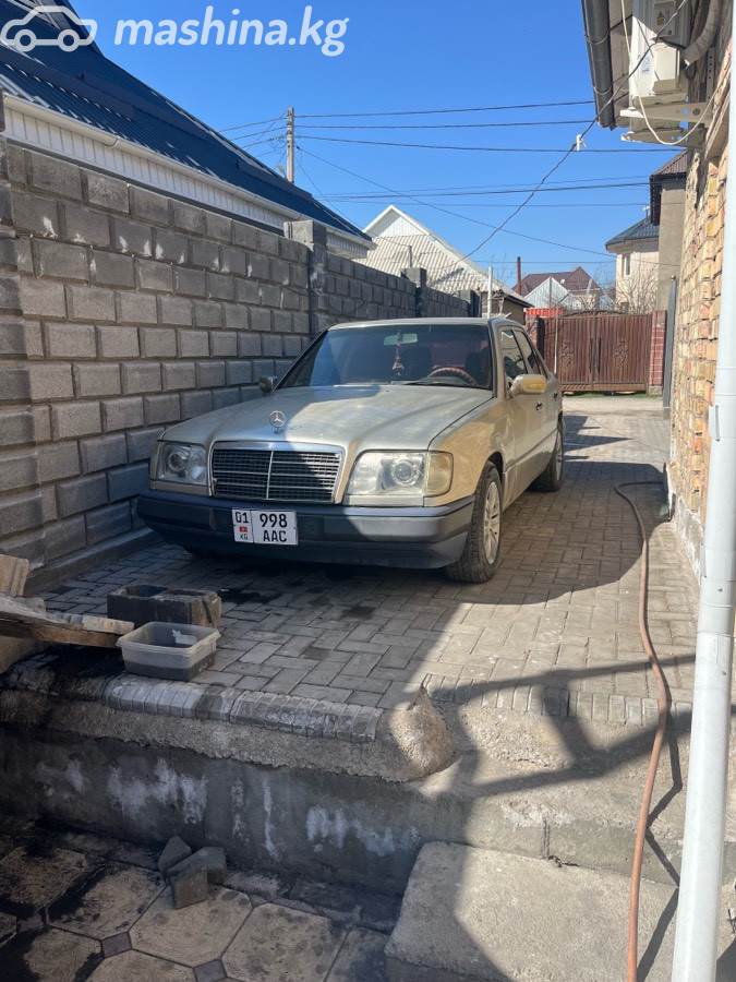 Mercedes-Benz W124 250 2.5d MT