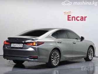 Lexus ES VII 300h 2.5hyb CVT