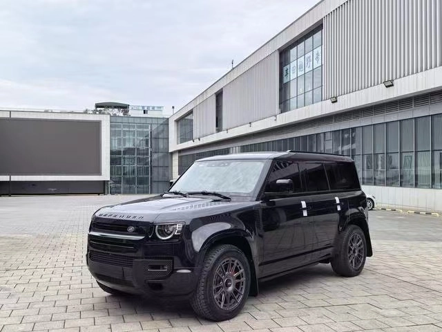 Land Rover Defender II 110 3.0 AT 4WD