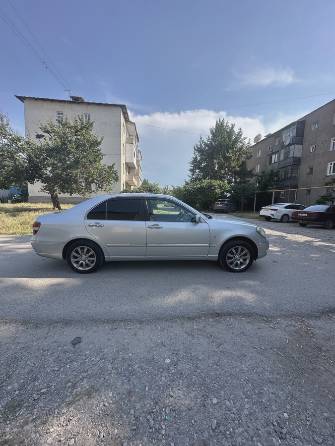 Toyota Brevis 2.5 AT 4WD