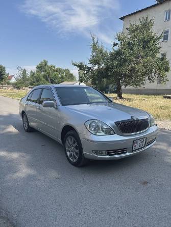 Toyota Brevis 2.5 AT 4WD