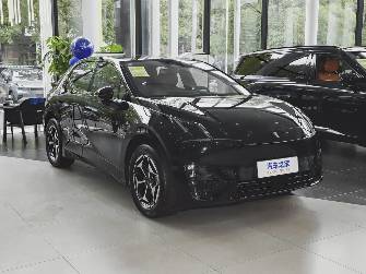 Lynk & Co Z20 Electro AT