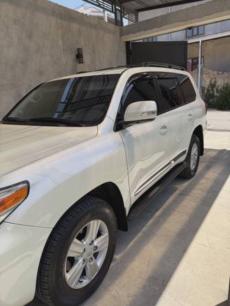 Toyota Land Cruiser 200 Series Рестайлинг 1 4.6 AT 4WD