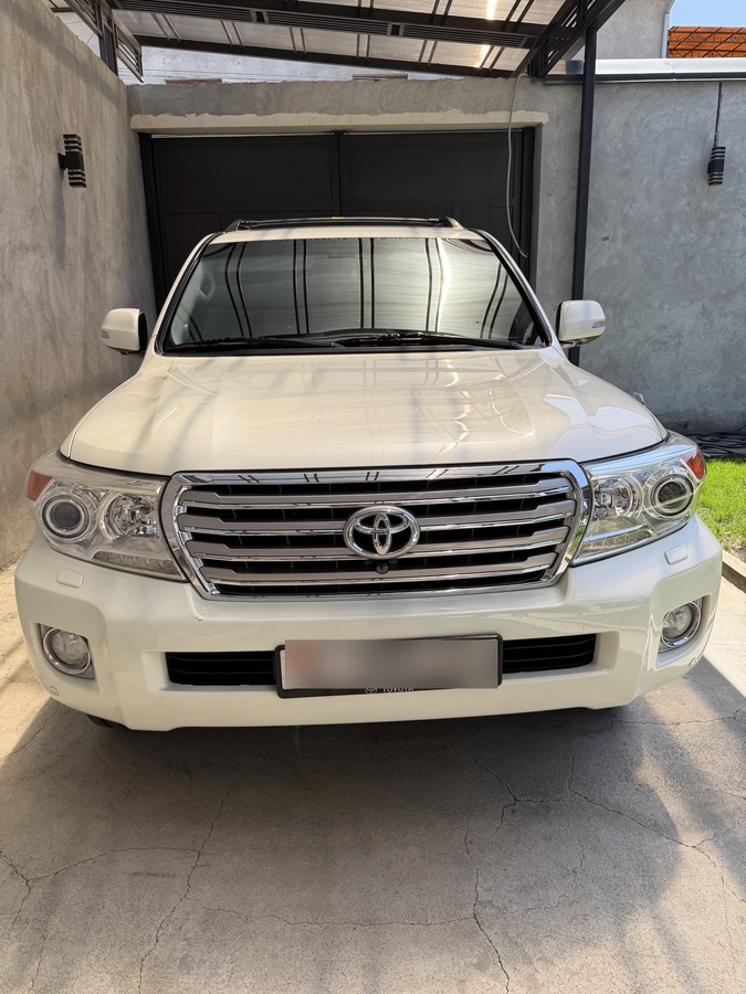 Toyota Land Cruiser 200 Series Рестайлинг 1 4.6 AT 4WD
