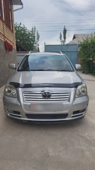 Toyota Avensis II 2.0 AT