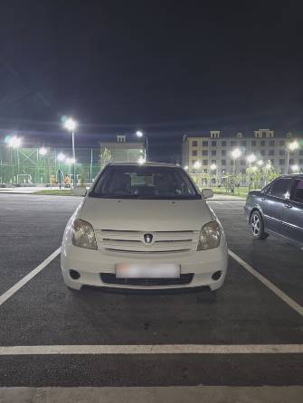 Toyota Ist I 1.5 AT 4WD