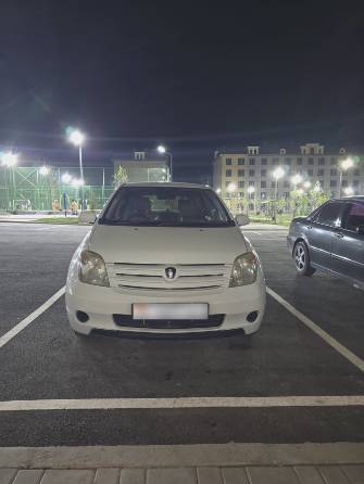Toyota Ist I 1.5 AT 4WD