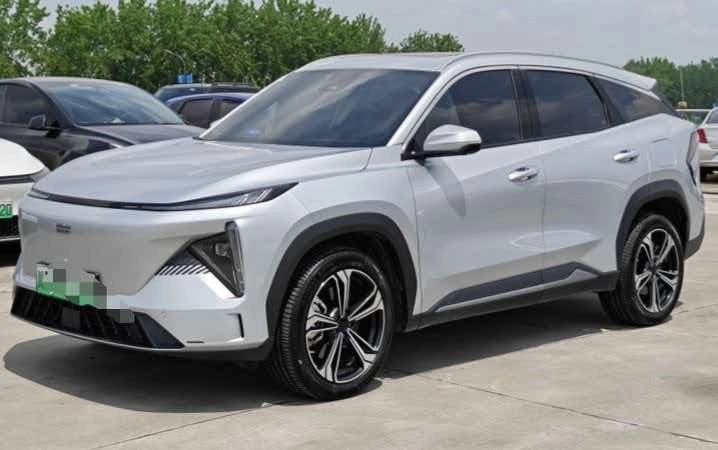 Geely Galaxy L7 9.11 kWh 1.5hyb AT