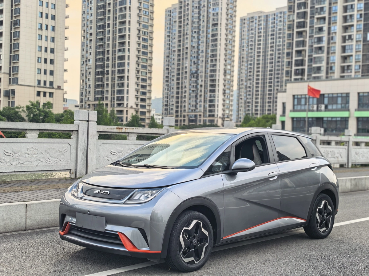 BYD Dolphin 44.9 kWh Electro AT