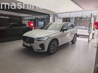 Volvo XC60 II Рестайлинг 2.0 AT