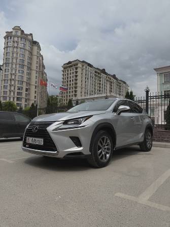 Lexus NX I 200t 2.0 AT