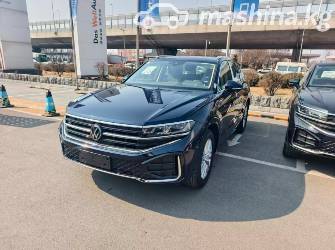Volkswagen Touareg III Рестайлинг 2.0 AT 4WD