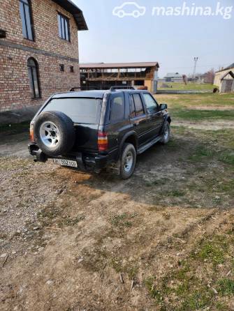 Opel Frontera A 2.4 MT 4WD