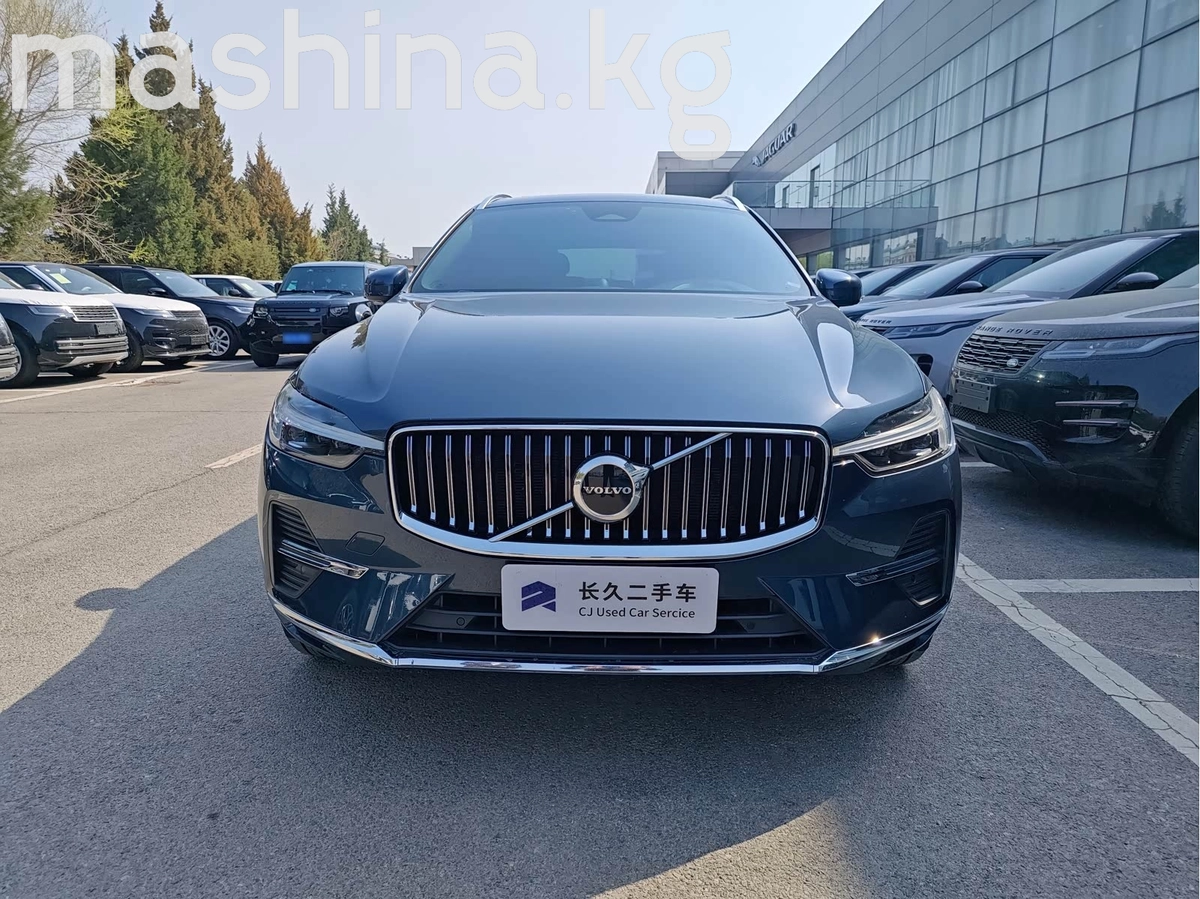 Volvo XC60 II Рестайлинг 2.0 AT
